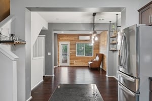 30th Dr-S0411-012.jpg