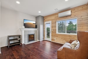 30th Dr-S0411-014.jpg