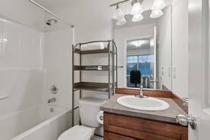 30th Dr-S0411-022.jpg