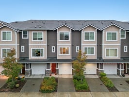 30th Dr-S0411-032.jpg