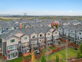 30th Dr-S0411-041.jpg