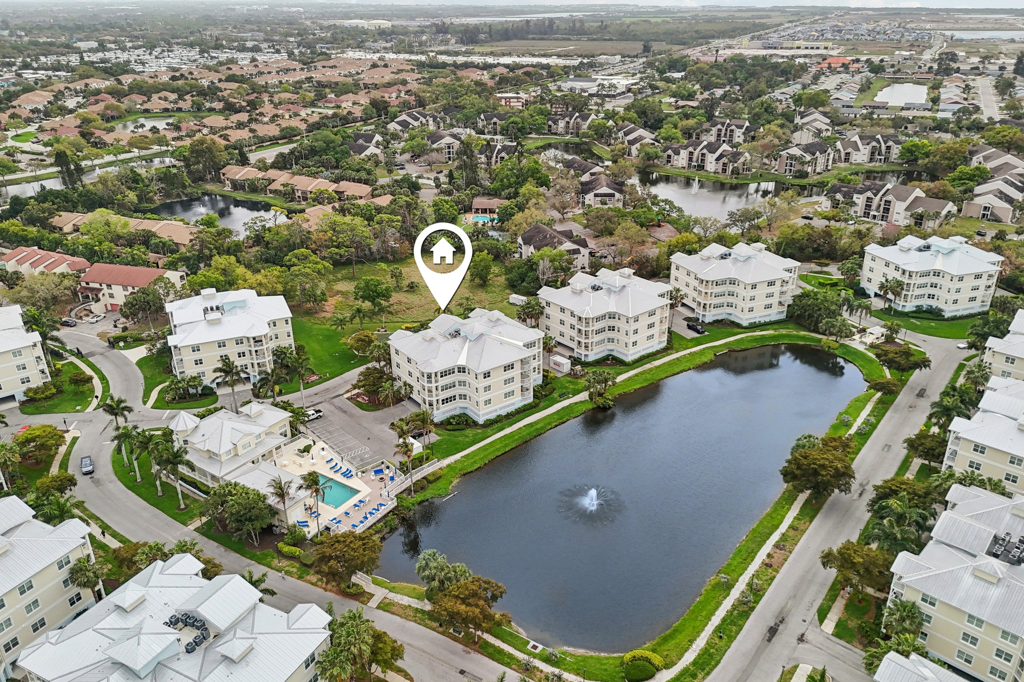 77th St W 101-L1303-039.jpg