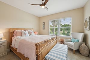 77th St W 101-L1303-018.jpg