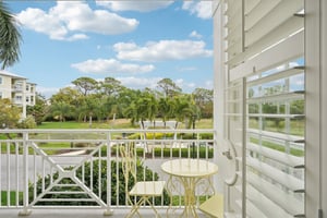 77th St W 101-L1303-033.jpg