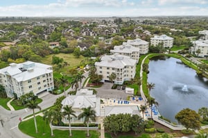 77th St W 101-L1303-036.jpg