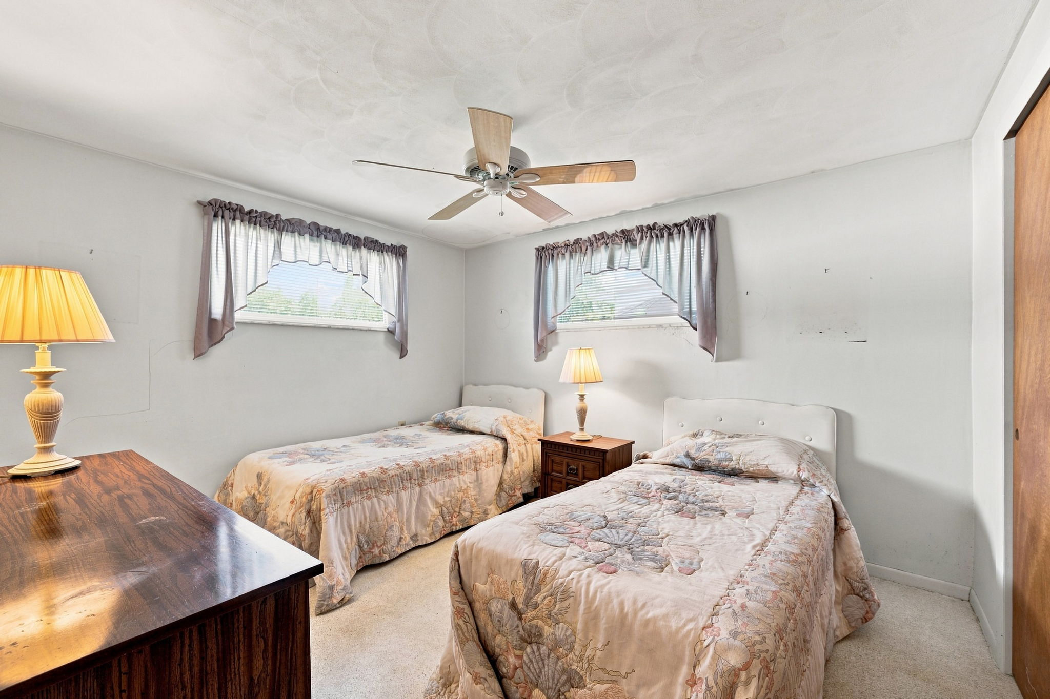 Bedroom2a