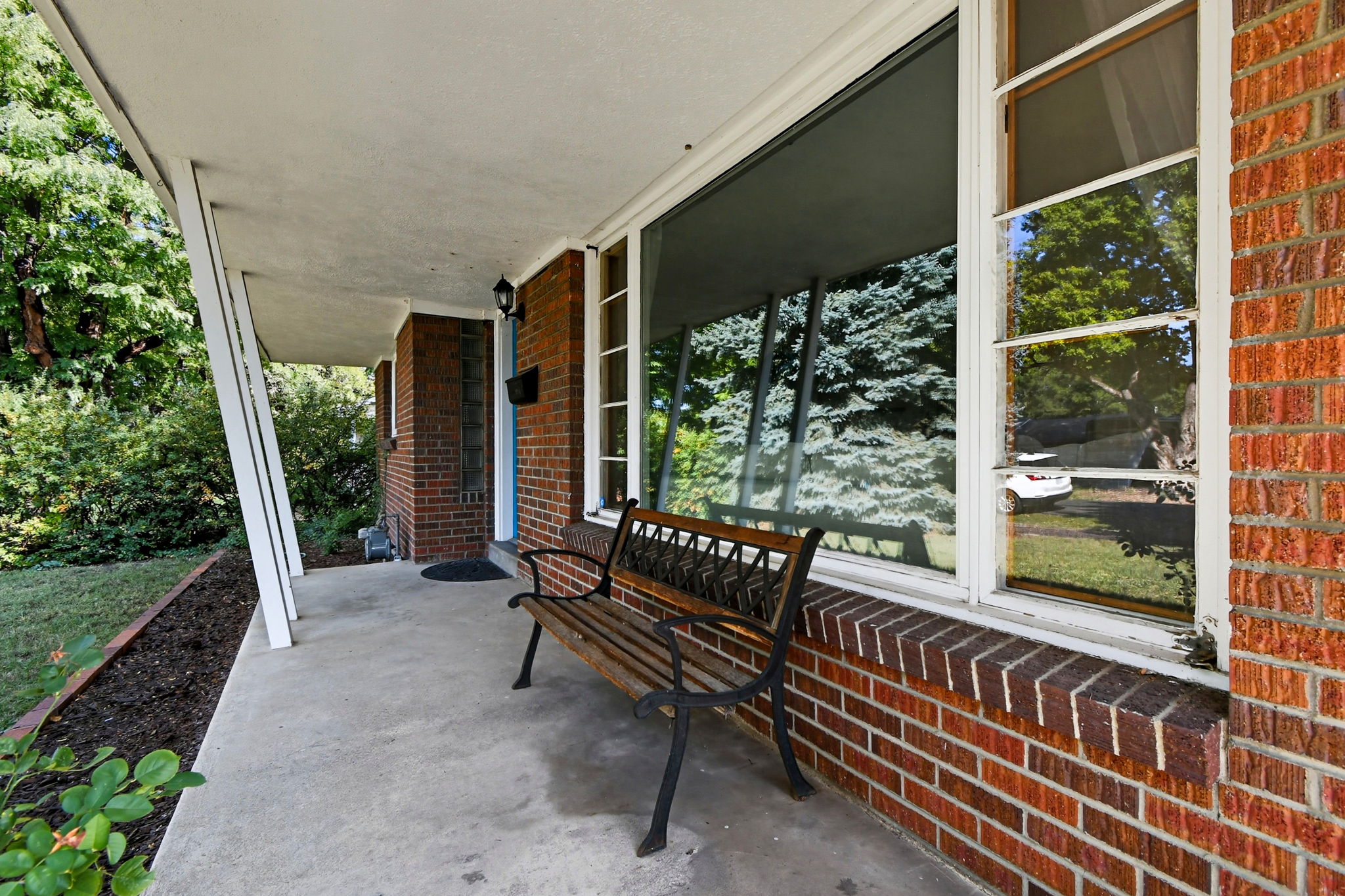  Photo 7