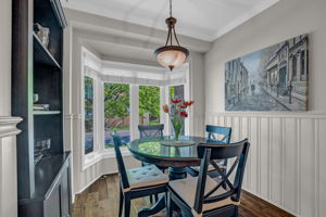 5-breakfast area1