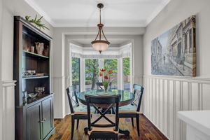 6-breakfast area2