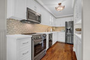 8-kitchen1
