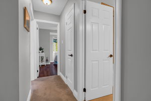 23-2nd floor hallway2