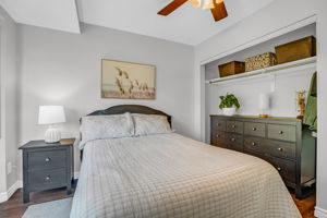 32-second bedroom2