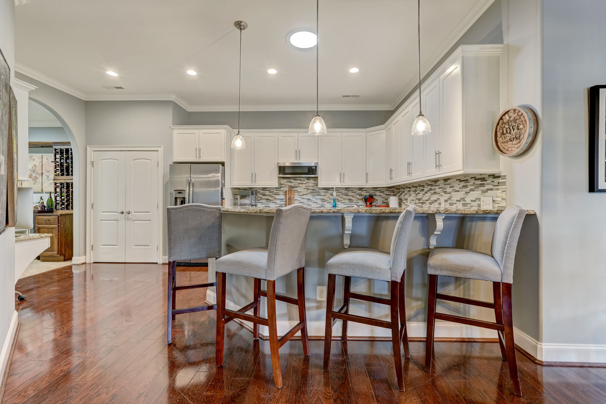 Kitchen/Breakfast Bar
