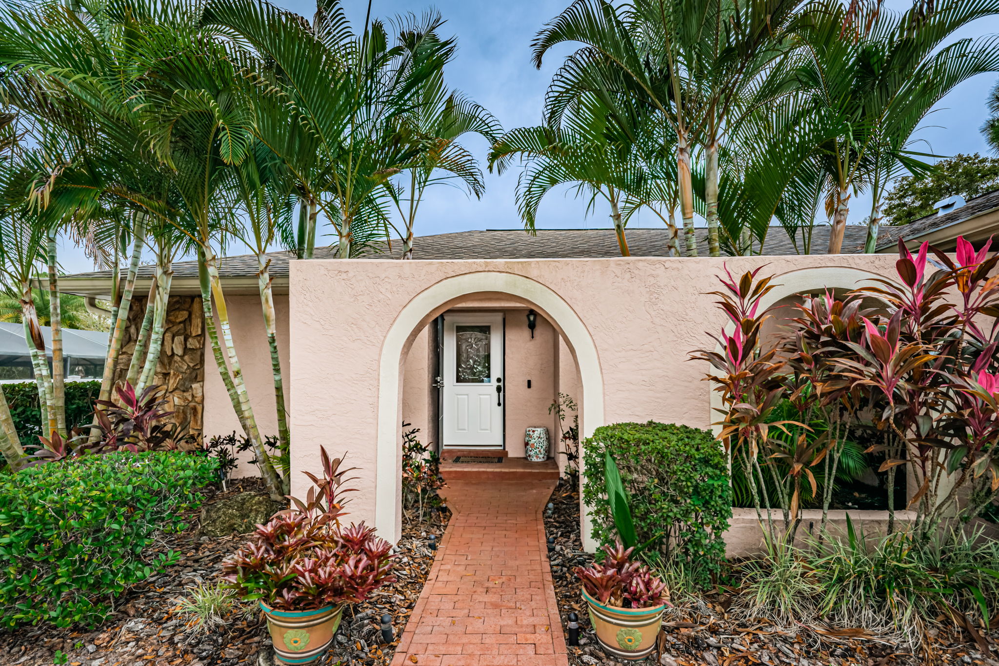 Front Exterior 4