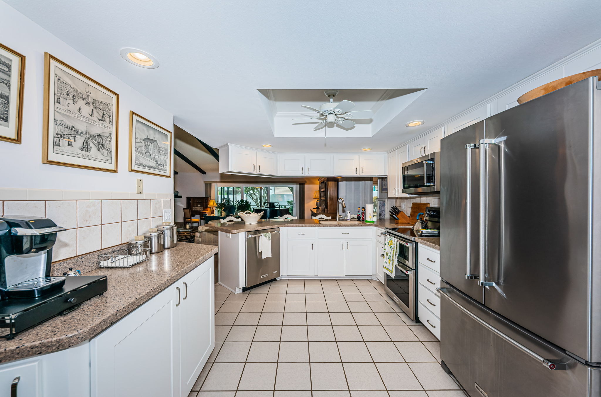 Kitchen 2-2