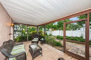 Lanai 1