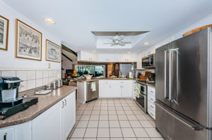 Kitchen 2-2