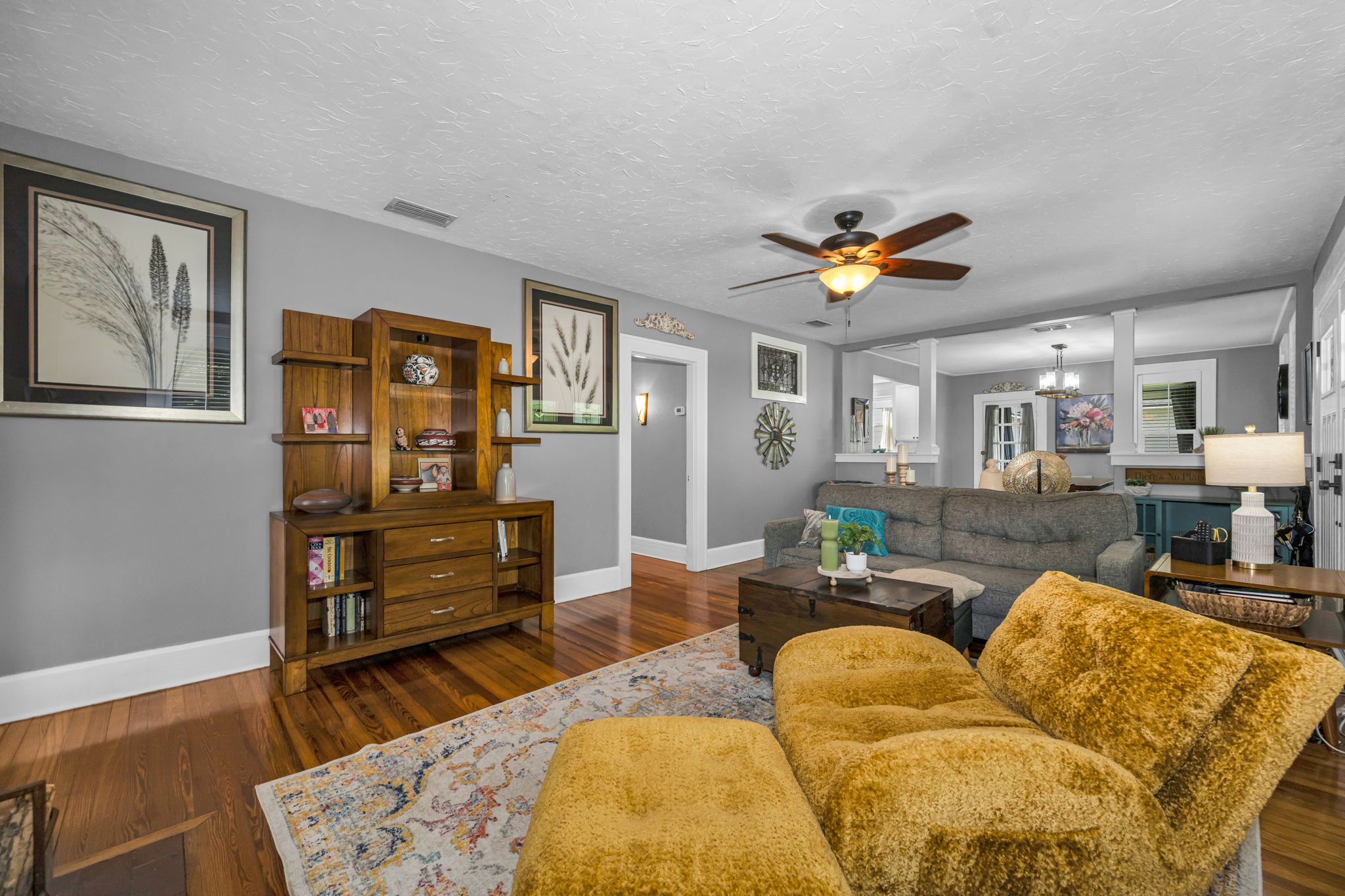 Living Room 4