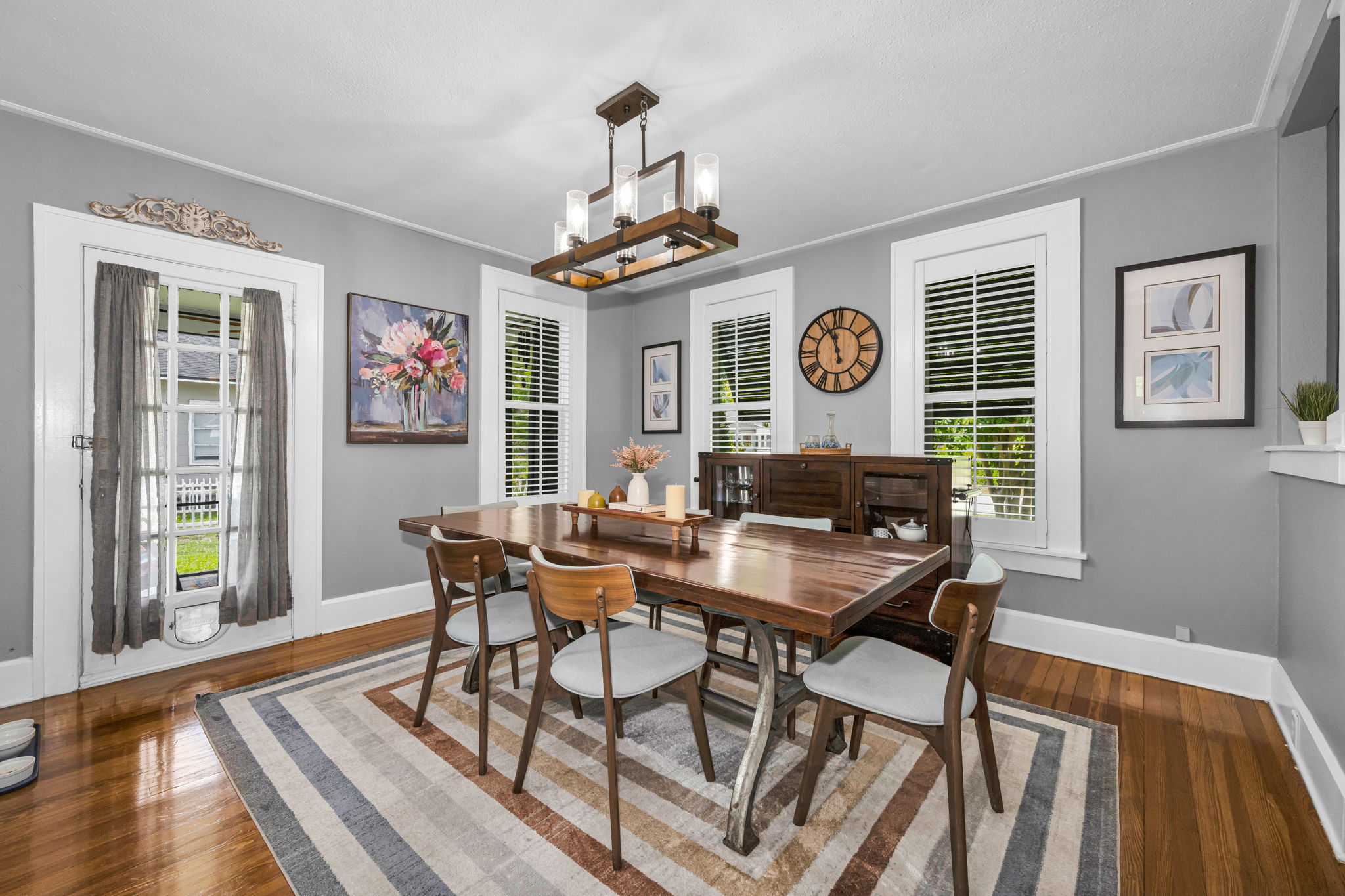 Dining Room 4