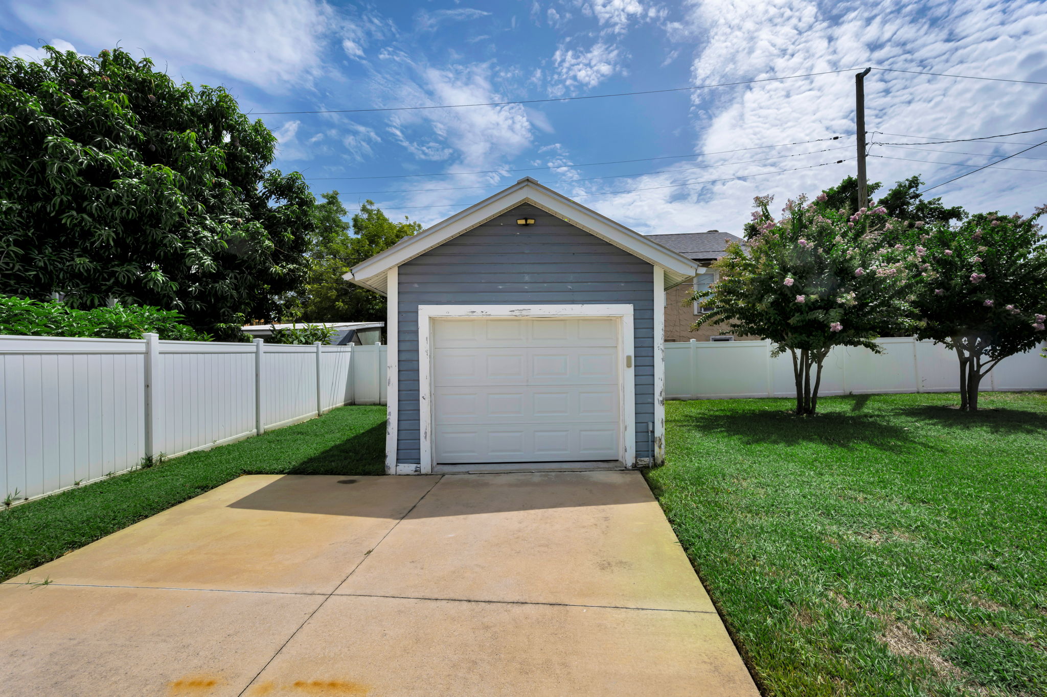 Garage 1