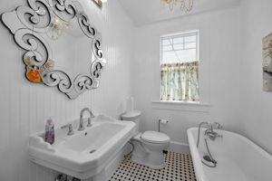 Bathroom 2a