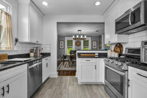 Kitchen 6