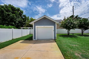 Garage 1
