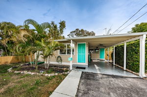 Front Exterior6-2