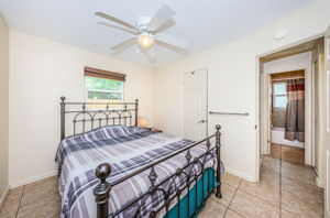 Bedroom1b-2