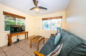 Living Room2-2