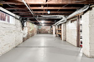  Photo 35