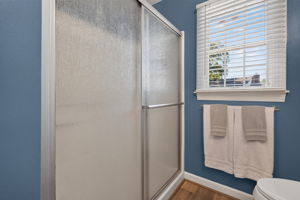  Photo 40