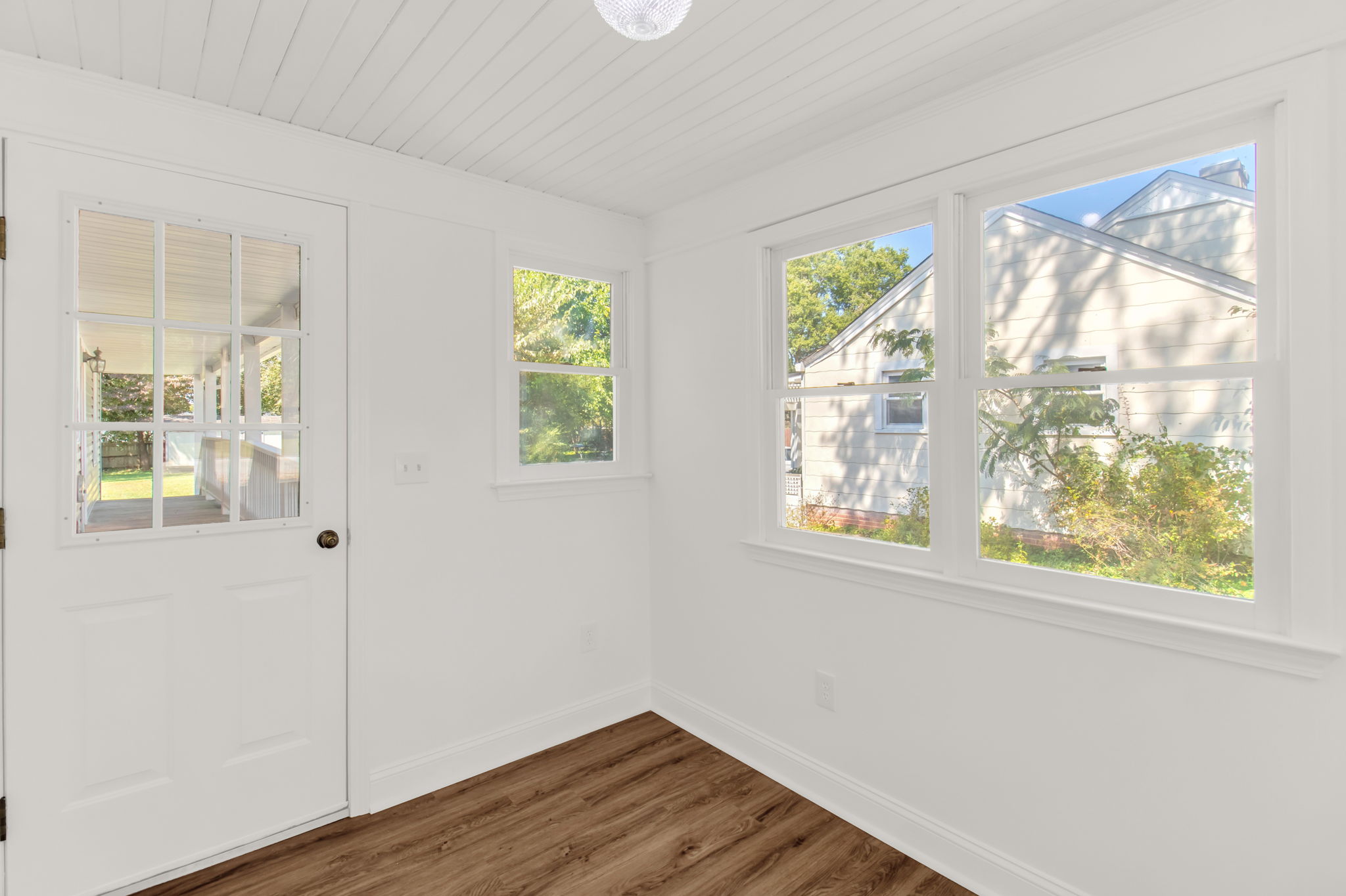 3423 Summit Ave-23