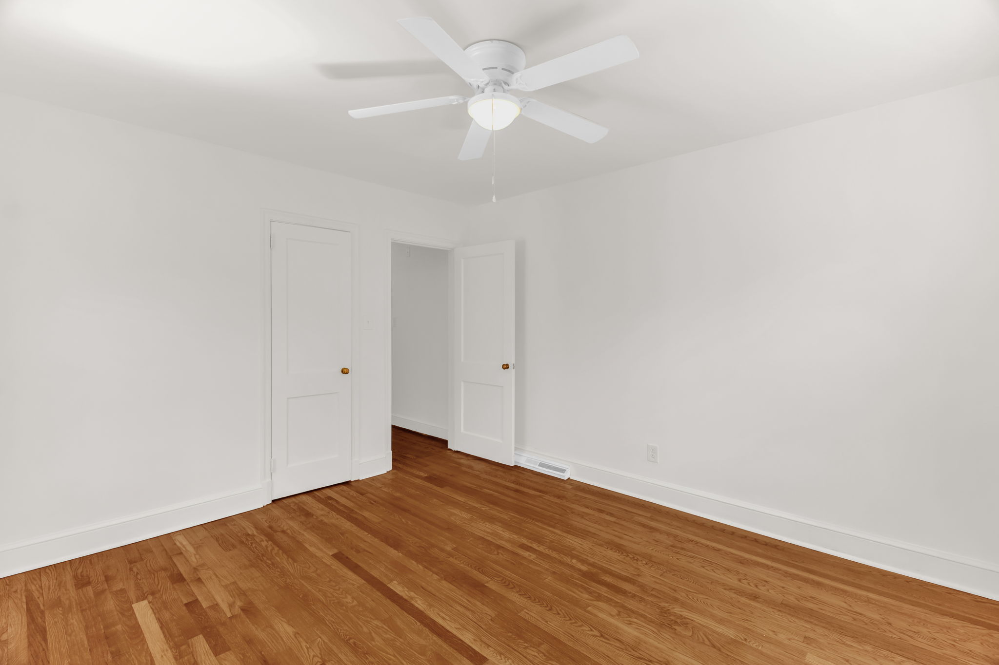 3423 Summit Ave-26