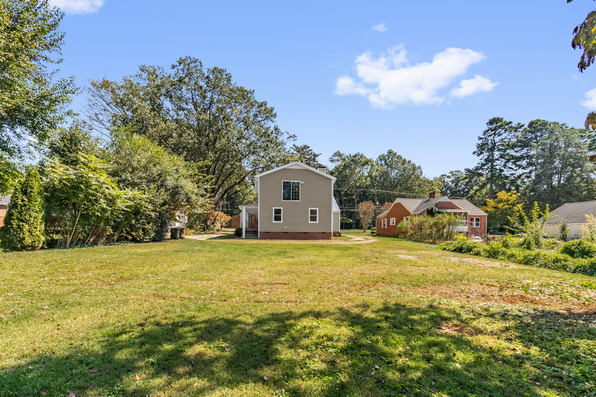 3423 Summit Ave-36
