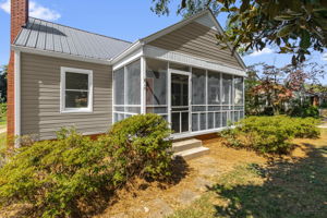 3423 Summit Ave-3