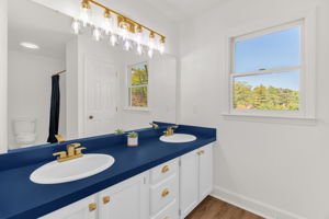 3423 Summit Ave-27