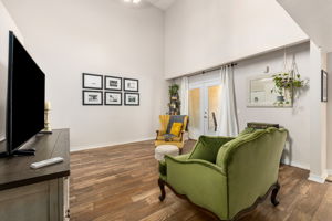 Plank tile floors in the Living Room