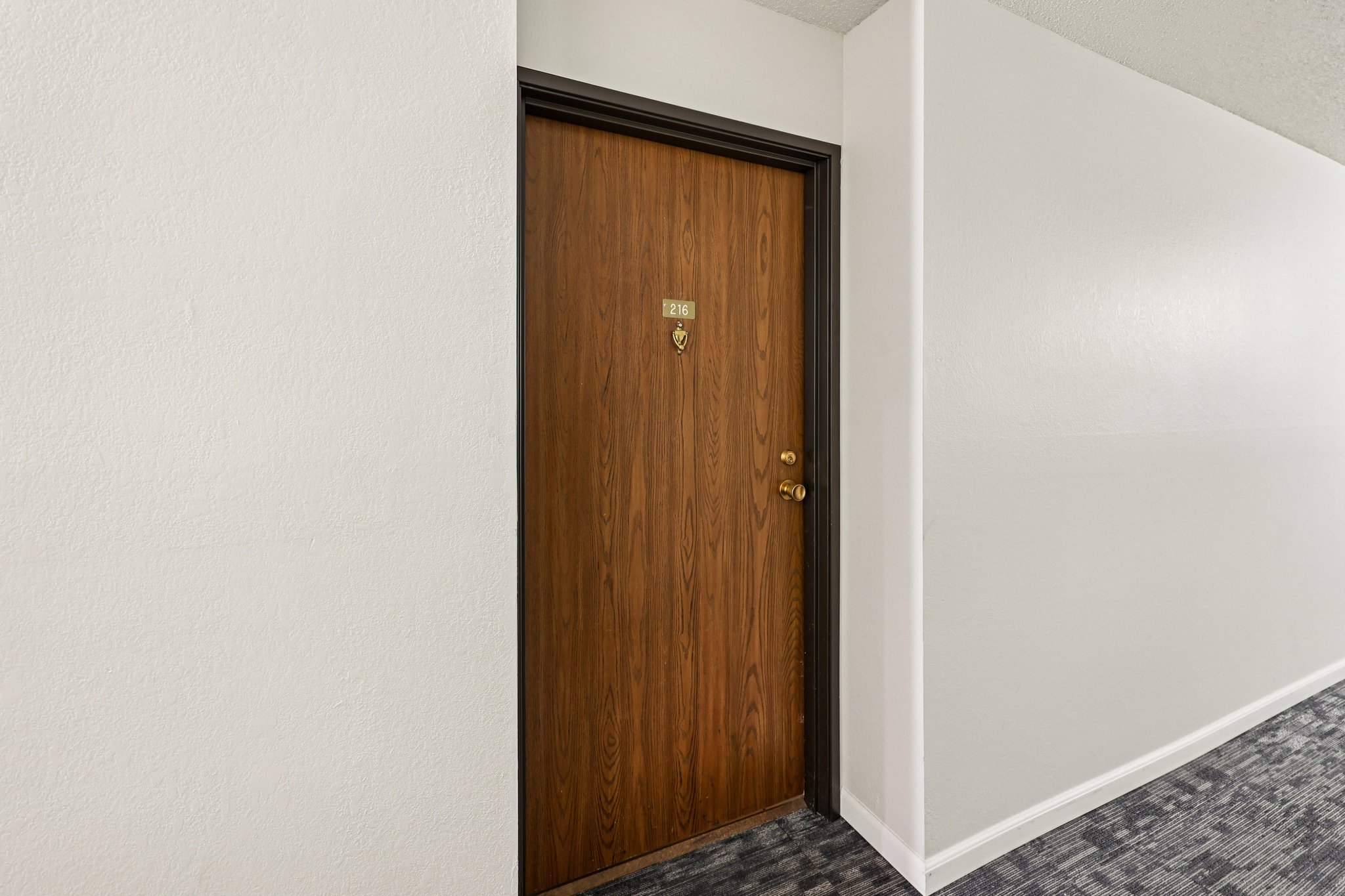 Golfview Dr 216-S0702-006.jpg