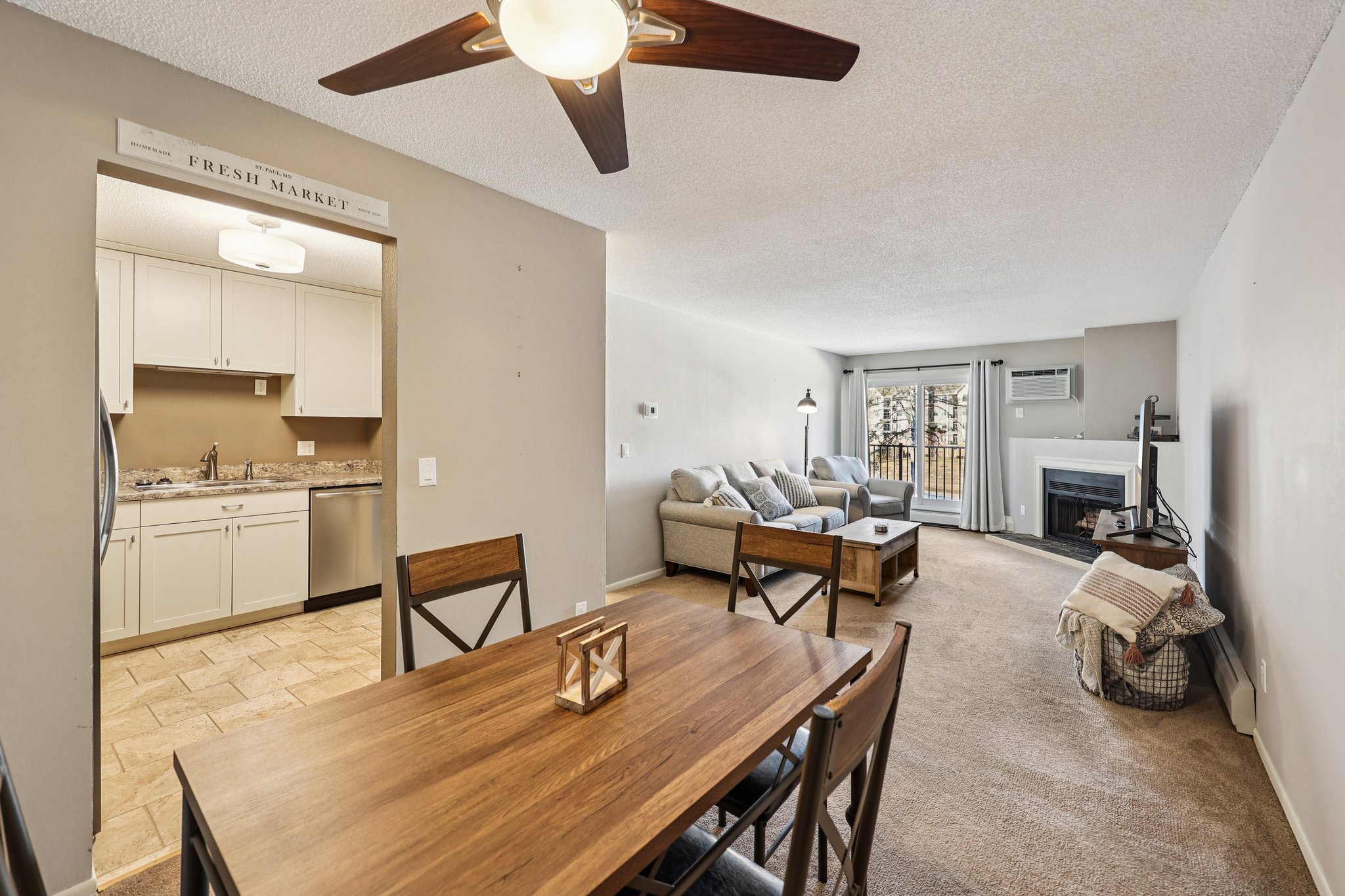 Golfview Dr 216-S0702-015.jpg