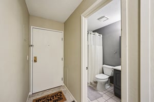 Golfview Dr 216-S0702-007.jpg