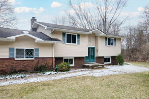  Photo 0