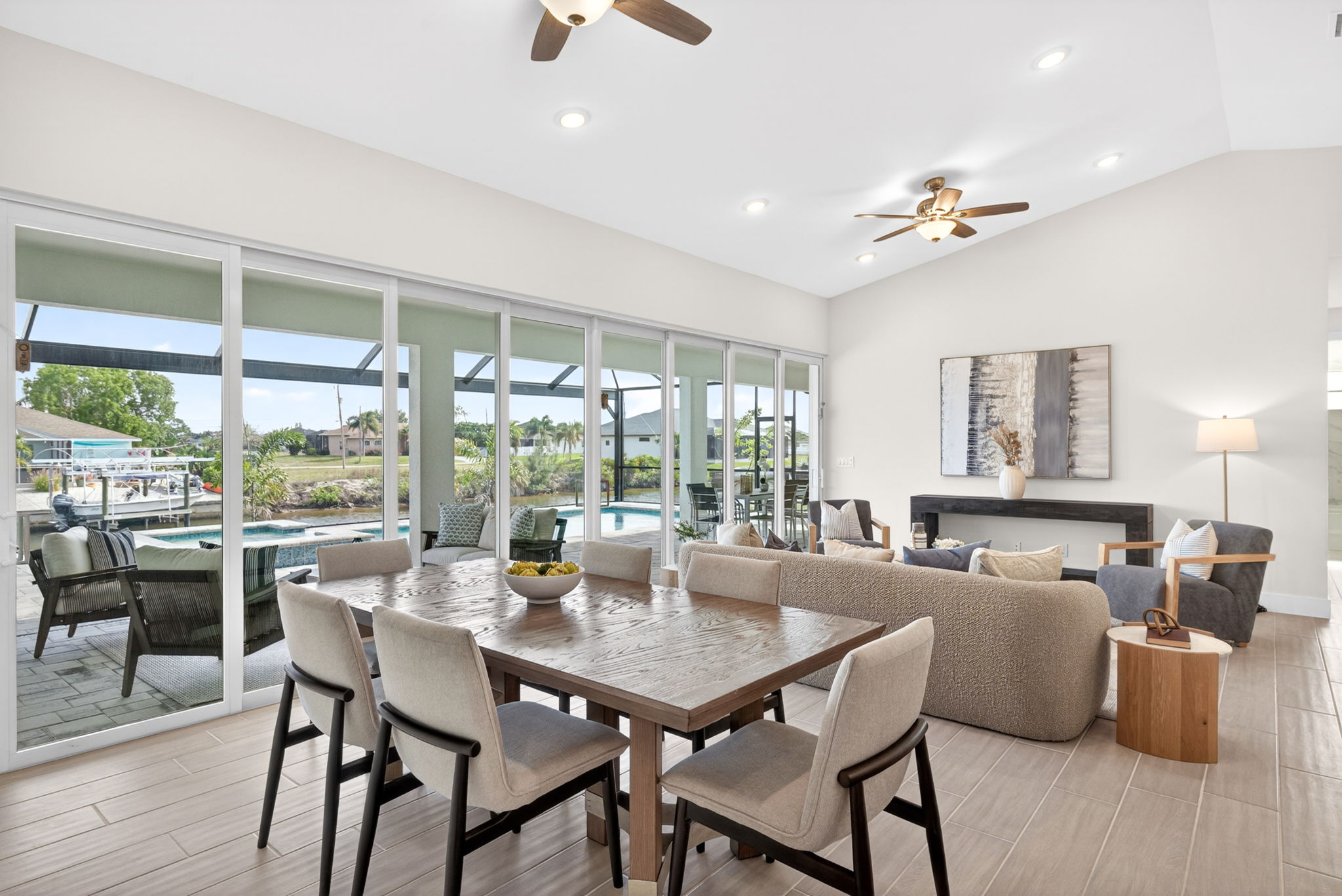 Dining Room 3 of 3