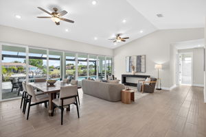 Dining Room 1 of 3
