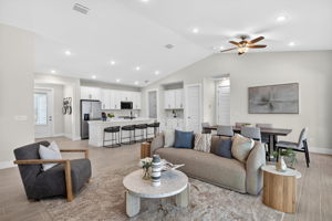Living Room 2 of 4