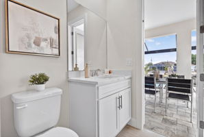 Guest Bathroom 2 - 1