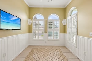 Sterling St-S0708-028.jpg