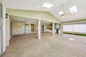 Sterling St-S0708-059.jpg