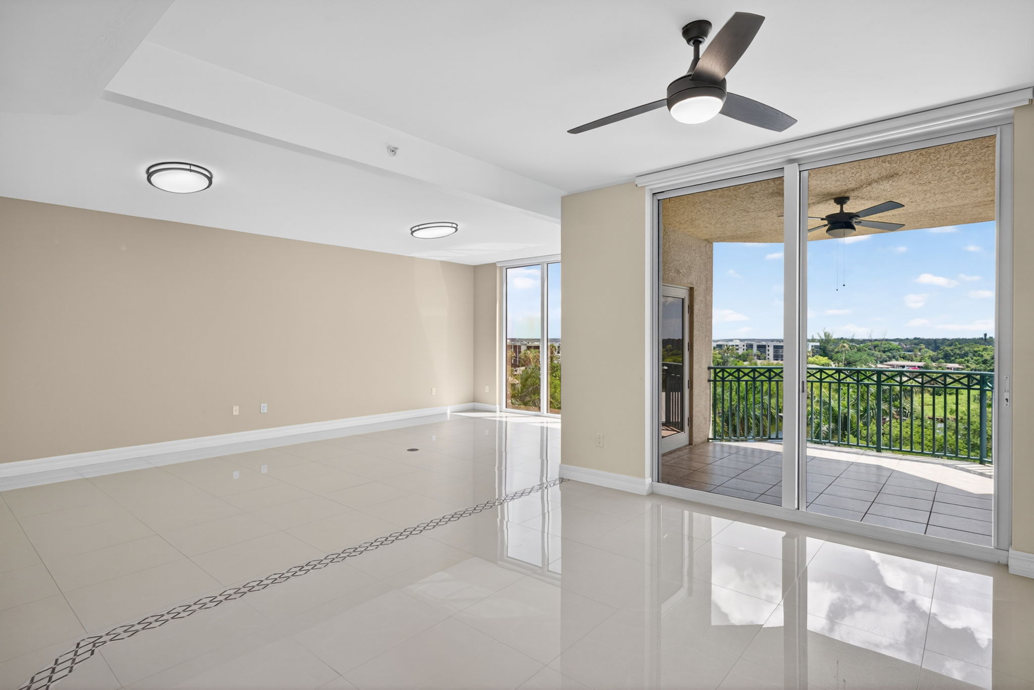 Dining Room 3 of 3