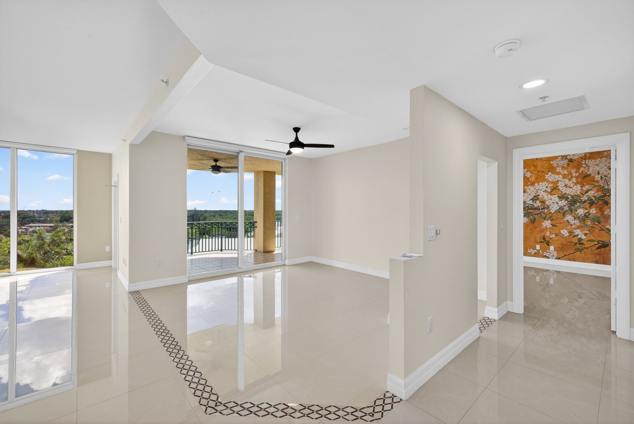 Dining Room 1 of 3